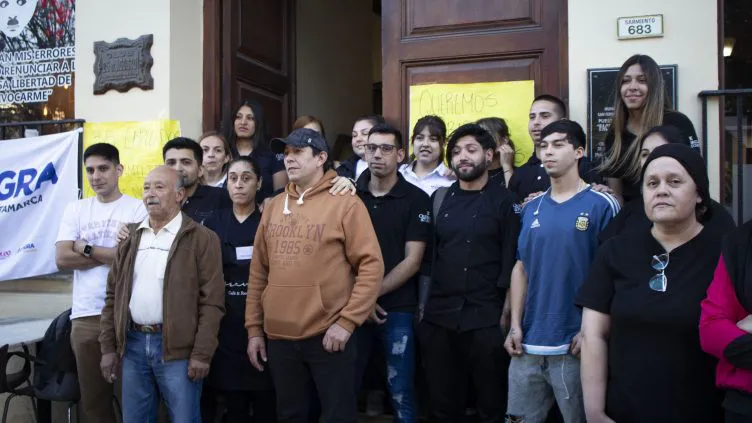 Empleados de Caravati.