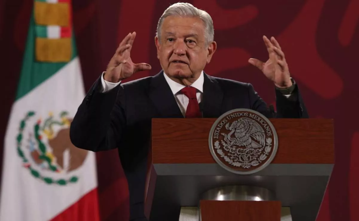AMLO.