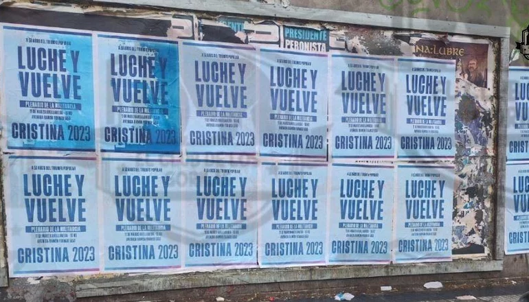 Luche y Vuelve - Cristina 2023.