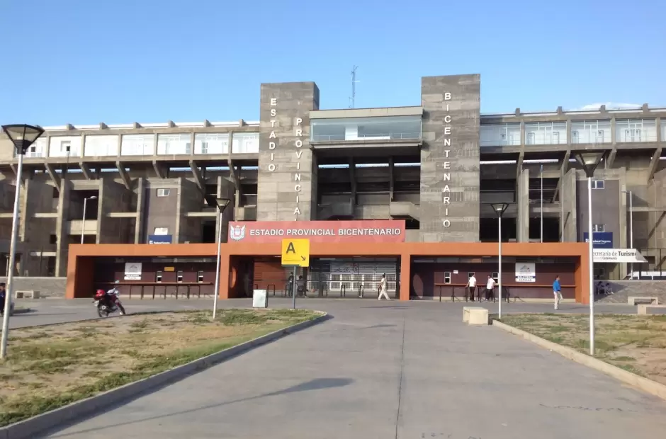 Catamarca: El Estadio Bicentenario sería reinaugurado el 21 de septiembre