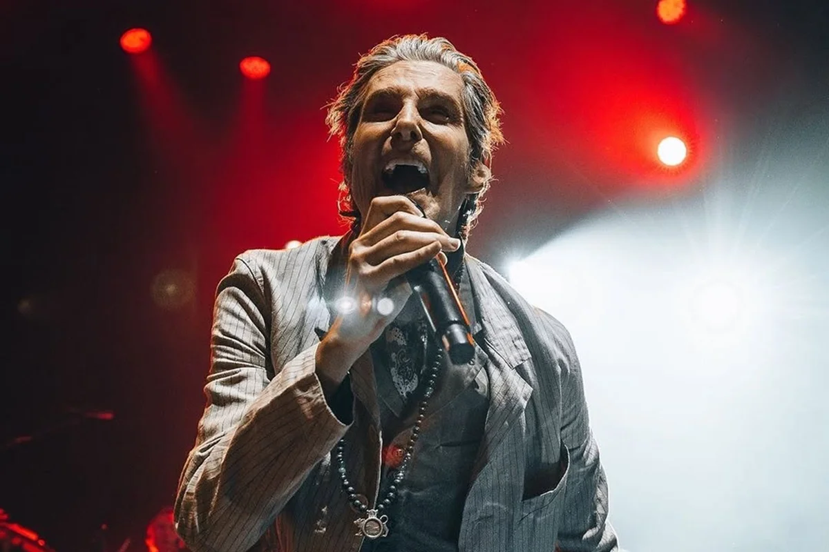 Perry Farrell.