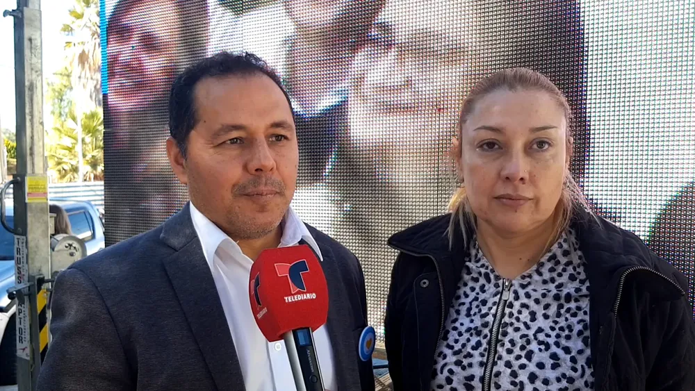 Walter Bustamente junto a Danisa Cordoba Ochoa.