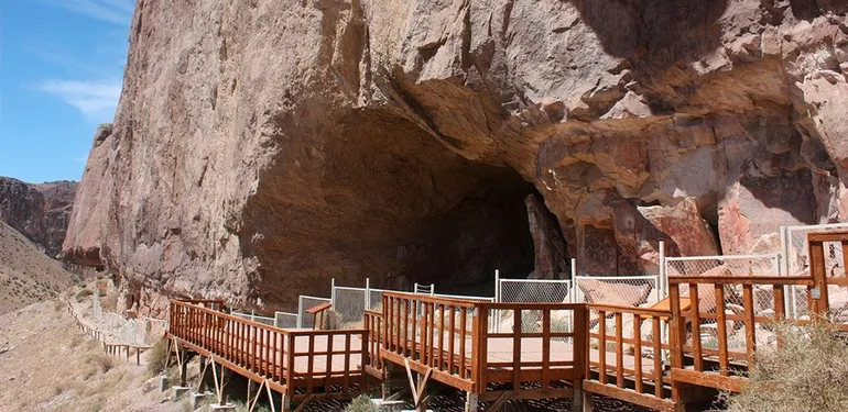 Cueva de las Manos.